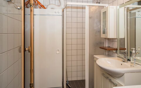 Ylläs Chalets A307: Svømmepøl, Udvej, Udendørs Møbler, Design, Skygge, Landscaping, Hotel, Water Feature, Eco Hotel