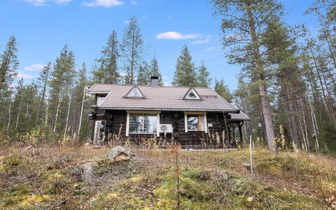 Tunturitähti, Lainio: Vandvej, Bank, Vandløb, Sø, Sommerhus, Skov, Kanal, Reservoir, Bjælkehytte