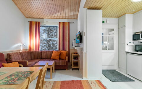 Yllästar 1 As 209 (La-La): Træ, Arkitektur, Tag, Hjem, Hus, Sommerhus, Dør, Sidespor, Garden Bygninger, Hårdttræ