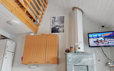 Aihki C O Villa Armas 50: Træ, Arkitektur, Tag, Hjem, Hus, Sommerhus, Dør, Sidespor, Garden Bygninger, Hårdttræ
