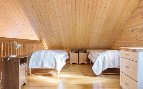 Hilla 2: Sommerhus, Hus, Hjem, Garden Bygninger, Sidespor, Bjælkehytte, Stuehus, Estate, Skur, Gård