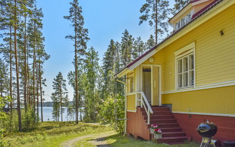 Villa Kukkapää: Træ, Sommerhus, Bjælkehytte, Skov, Skur, Garden Bygninger, Lærk, Woodland, Bejdse