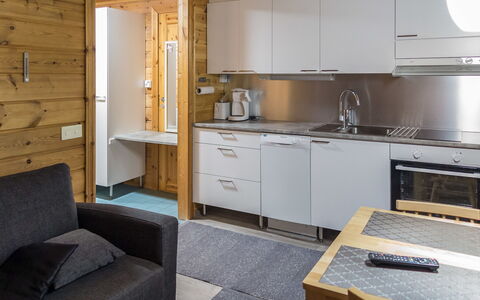 Lähikaltio 314: Møbel, Indretning, Gulvbelægning, Etage, Træ, Loft, Køkken, Værelse, Håndvask, Countertop