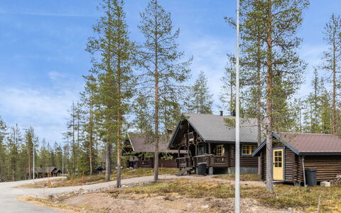 Riekonmarja: Sommerhus, Hus, Hjem, Garden Bygninger, Sidespor, Bjælkehytte, Stuehus, Estate, Skur, Gård
