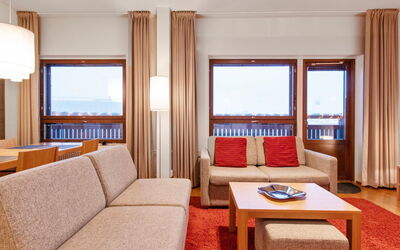 Ski Chalets 6405