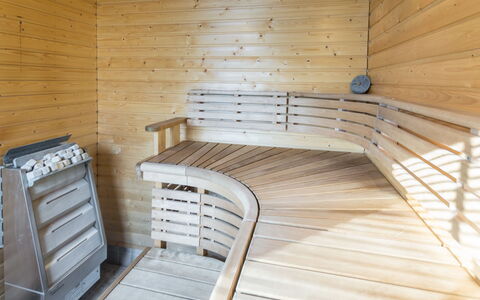 Telkkä: Træ, Sommerhus, Bjælkehytte, Skov, Skur, Garden Bygninger, Lærk, Woodland, Bejdse