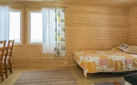 Inninniemi: Træ, Sommerhus, Bjælkehytte, Skov, Skur, Garden Bygninger, Lærk, Woodland, Bejdse