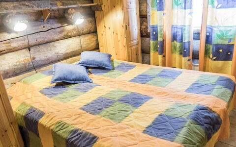 Kelovalta 7B: Træ, Sne, Sommerhus, Vinter, Tag, Hjem, Fryser, Bjælkehytte, Sidespor, Hældning