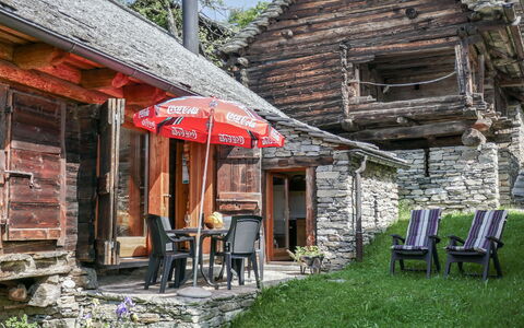 Rustico Cà Dru Lurenz: Bygning, Hus, Sommerhus, Bjælkehytte, Arkitektur, Hytte, Hjem, Landsby, Hytte, Landskab