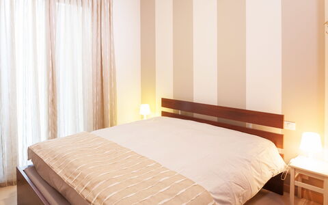 Apartment Zero - Diano Marina: Soveværelse, Seng, Møbel, Værelse, Ejendom, Sengetøj, Bed Frame, Indretning, Gardin, Madras