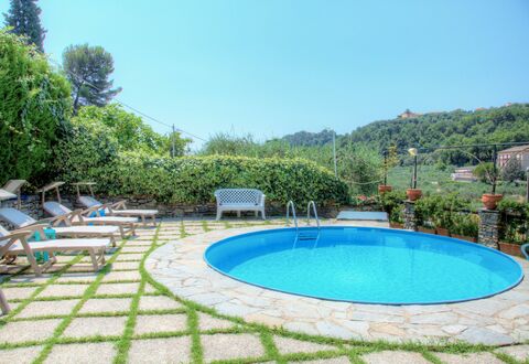 Casa Del Sole - San Bartolomeo Al Mare: Svømmepøl, Ejendom, Ejendom, Backyard, Fritid, Bygning, Estate, Hus, Ferie, Græs