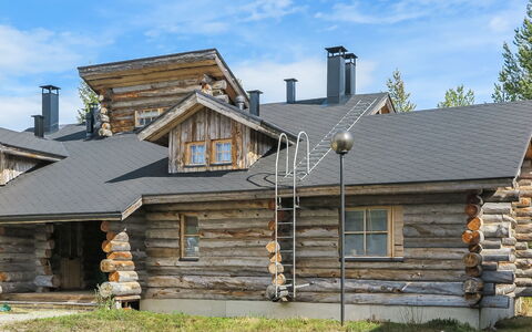 Tokkapirtti 3: Træ, Sommerhus, Bjælkehytte, Skov, Skur, Garden Bygninger, Lærk, Woodland, Bejdse