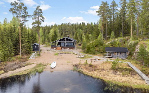 Kalliolaakso: Naturlige Landskab, Bank, Sommerhus, Skov, Sø, Landdistrikt, Hytte, Lærk, Dam