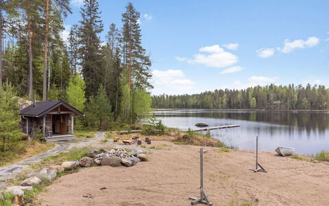 Kalliolaakso: Træ, Bank, Sommerhus, Skov, Lærk, Bjælkehytte, Sø, Woodland, Reservoir
