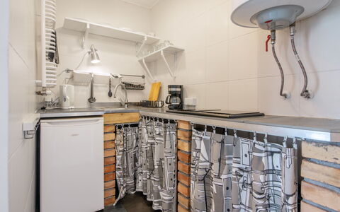Nostalgia: Indretning, Gulvbelægning, Loft, Belysning, Etage, Køkken, Værelse, Større Bandage, Køkken Apparat, Countertop
