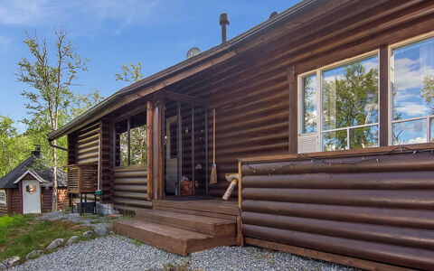 Haltinsaana: Træ, Sommerhus, Bjælkehytte, Skov, Skur, Garden Bygninger, Lærk, Woodland, Bejdse
