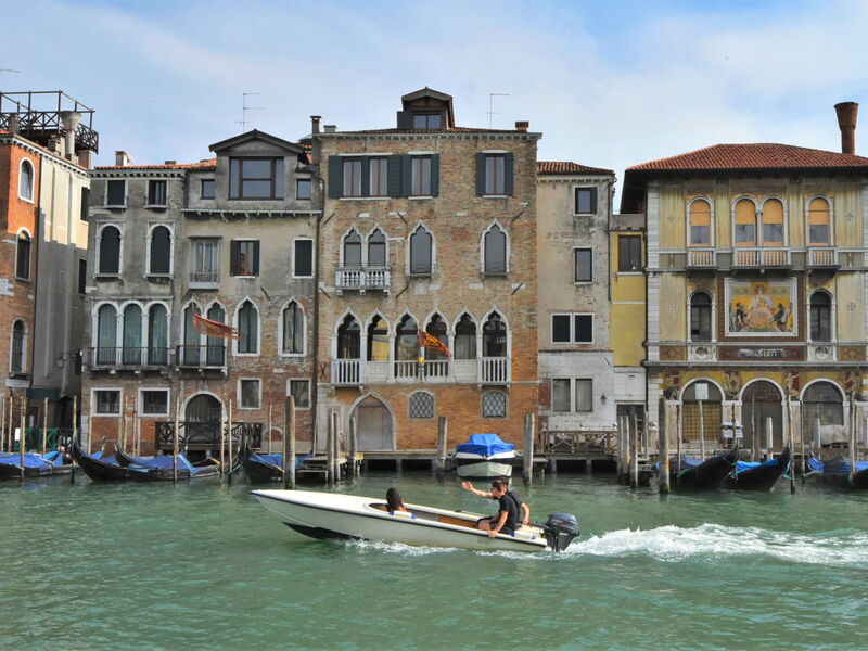 Venice 800