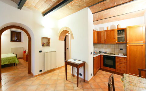 Castellina in Chianti 890: Ejendom, Bygning, Værelse, Loft, Møbel, Indretning, Hus, Etage, Ejendom, Arkitektur