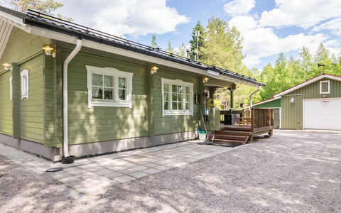 Isoniemi: Træ, Sommerhus, Bjælkehytte, Skov, Skur, Garden Bygninger, Lærk, Woodland, Bejdse