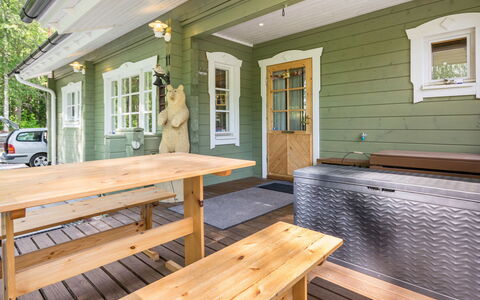 Isoniemi: Træ, Sommerhus, Bjælkehytte, Skov, Skur, Garden Bygninger, Lærk, Woodland, Bejdse