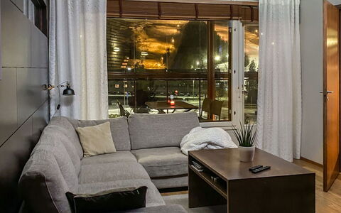 Tahko Spa Junior Suite Orange B6: Træ, Bank, Hus, Sommerhus, Sø, Dam, Skov, Bjælkehytte