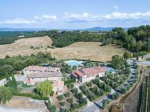 Charming Estate Decimo Mariano
