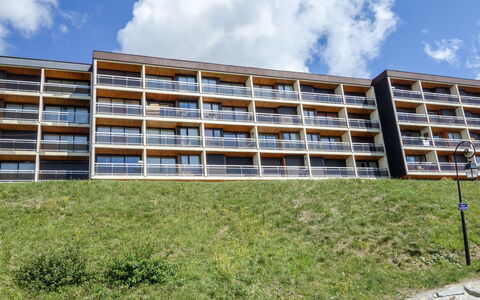 L'Edioule: Ejendom, Boligområde, Arkitektur, Ejerlejlighed, Bygning, Ejendom, Lejlighed, Hus, Facade, Land Lot