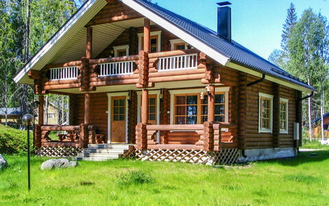Purnuranta a: Træ, Bank, Hus, Sommerhus, Sø, Dam, Skov, Bjælkehytte