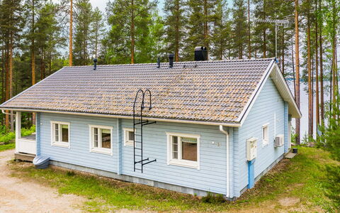 Kainaloranta: Møbel, Stol, Udendørs Møbler, Bord, Træ, Udendørs Bord, Køkken & Spisebord, Skygge, Have, Paraply
