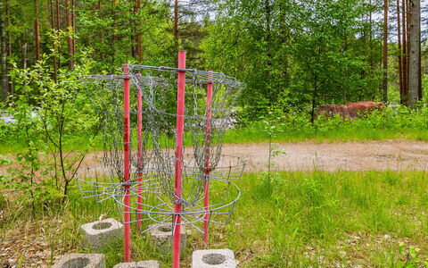 Kainaloranta: Møbel, Stol, Udendørs Møbler, Bord, Træ, Udendørs Bord, Køkken & Spisebord, Skygge, Have, Paraply