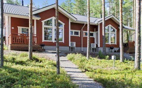 Otsopirtti, Maria: Træ, Bank, Hus, Sommerhus, Sø, Dam, Skov, Bjælkehytte
