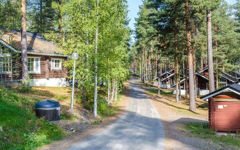 Honkakoli 3: Møbel, Stol, Udendørs Møbler, Bord, Træ, Udendørs Bord, Køkken & Spisebord, Skygge, Have, Paraply