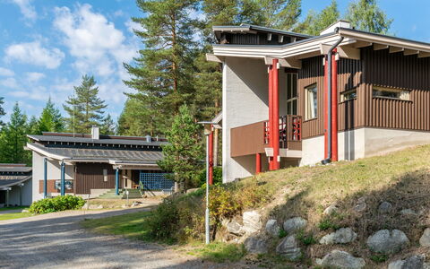 Hiisiranta B3: Træ, Sommerhus, Bjælkehytte, Skov, Skur, Garden Bygninger, Lærk, Woodland, Bejdse