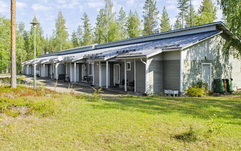 Loma-Koli 7: Møbel, Stol, Udendørs Møbler, Bord, Træ, Udendørs Bord, Køkken & Spisebord, Skygge, Have, Paraply