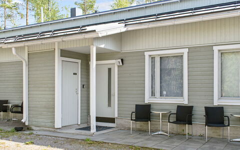 Loma-Koli 7: Møbel, Stol, Udendørs Møbler, Bord, Træ, Udendørs Bord, Køkken & Spisebord, Skygge, Have, Paraply