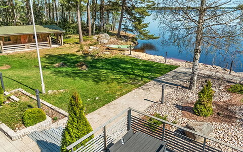 Villa Kaivopuisto: Estate, Have, Walkway, Dæk, Landscaping, Reservoir, Skygge, Udvej, Eco Hotel, Lyd