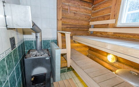 Pielislinna Savilahti: Træ, Bank, Hus, Sommerhus, Sø, Dam, Skov, Bjælkehytte
