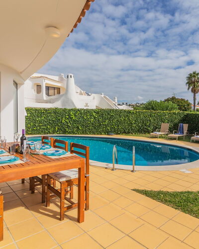 Arribas Villa