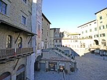 Susanna House