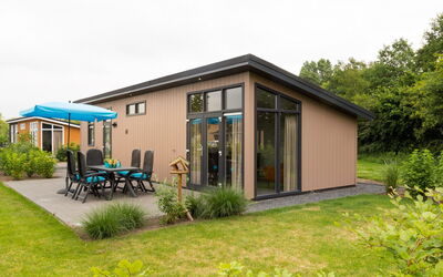 Residence Lichtenvoorde 103.6: Ejendom, Hjem, Hus, Ejendom, Bygning, Sommerhus, Land Lot, Landdistrikt, Græs, Træ
