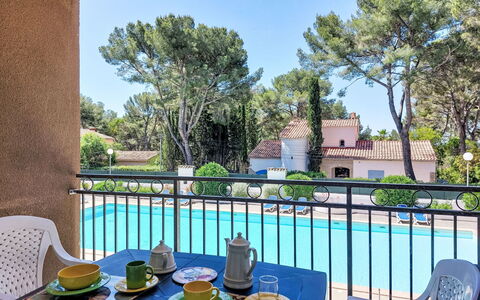 La Marina: Svømmepøl, Udvej, Skygge, Altan, Estate, Hotel, Landscaping, Villa, Gård, Udendørs Møbler