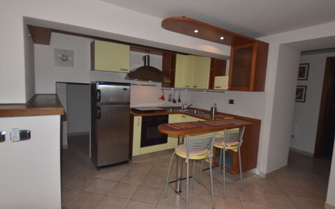 Villa Vaniglia Proprietà: Værelse, Ejendom, Møbel, Køkken, Bygning, Countertop, Hus, Cabinetry, Etage, Lejlighed