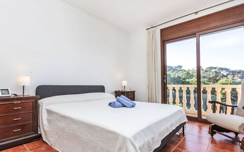 La Barca: Seng, Møbel, Soveværelse, Lejlighed, Værelse, Sengetøj, Sengetøj, Bed Frame, Hårdttræ, Udvej