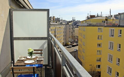 Vienna Waits for You: Byområde, Tag, Arkitektur, Bygning, Kvarter, Stad, Daytime, Hovedstadsområde, Gul, Boligområde