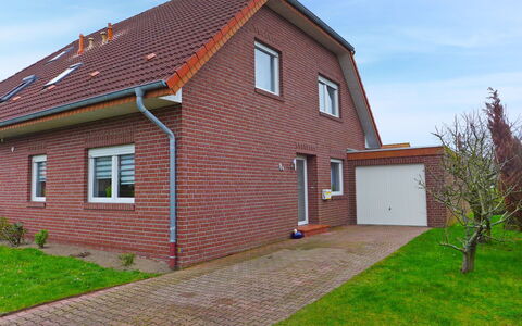 Nilles: Ejendom, Hus, Hjem, Boligområde, Bygning, Ejendom, Sommerhus, Tag, Mursten, Facade