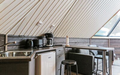 Arctic Light Hut