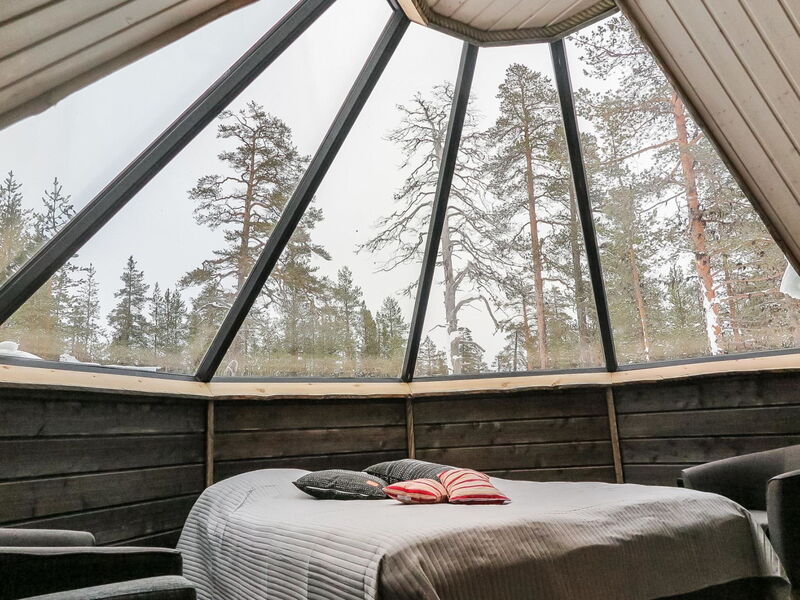 Arctic Light Hut