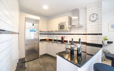 Can Josep: Ejendom, Værelse, Indretning, Bygning, Møbel, Countertop, Køkken, Ejendom, Hus, Cabinetry