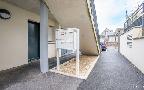Domaine D'Augustin Apt B01: Vand, Himmel, Økoregion, Azure, Strand, Coastal Og Oceaniske Landskabsformer, Horisont, Vind Wave, Fritid