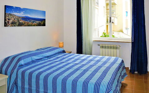 Ritamar: Soveværelse, Sengetøj, Blå, Værelse, Sengetøj, Ejendom, Møbel, Seng, Dynebetræk, Bed Frame